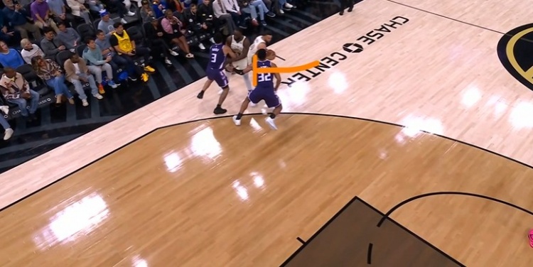 咪咕体育-还一个！追梦给库里挡拆被吹掩护犯规 科尔挑战也以失败告终